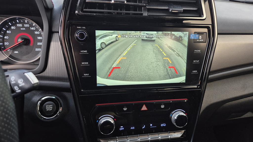 Ssangyong Tivoli - Vista 6