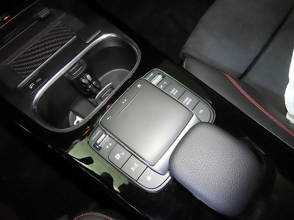 Mercedes Benz CLA Class 2022 Blanco - Importación desde Corea - HF Imports Iquique - Foto 13