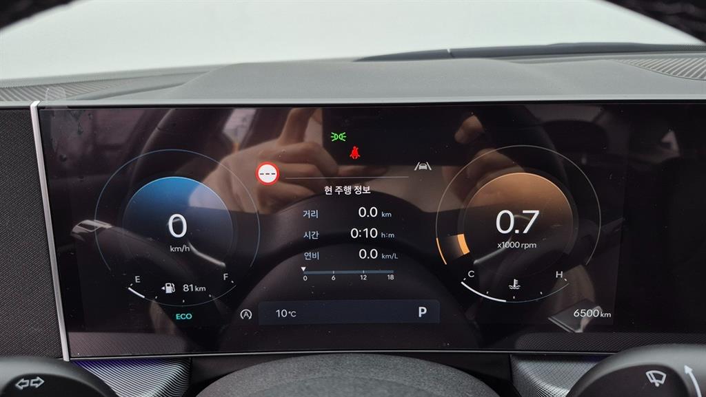 HYUNDAI Sonata - Vista 10