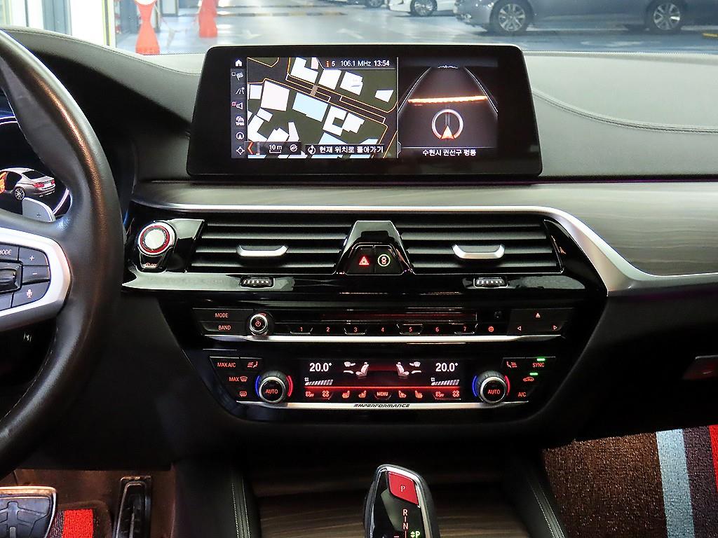 BMW 5 Series - Vista 11