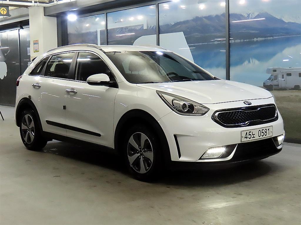 KIA Niro 2017 Blanco - Importación desde Corea - HF Imports Iquique - Foto 1