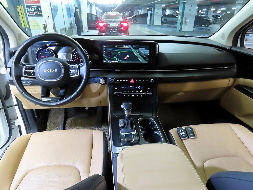 KIA Carnival - Vista 6