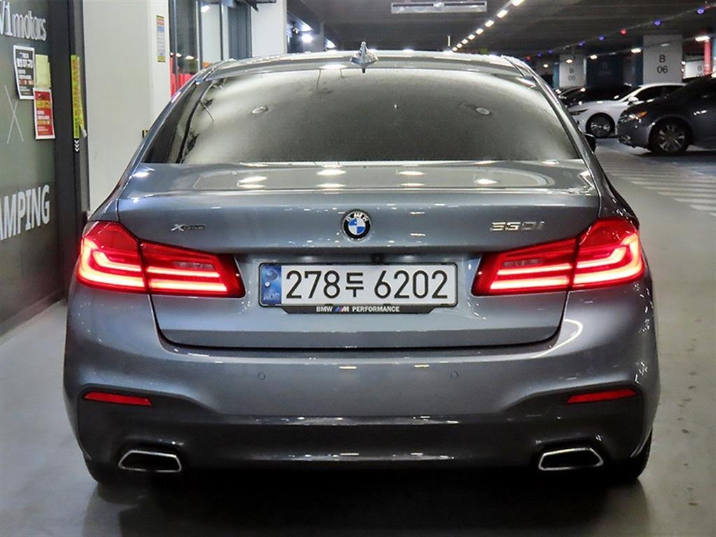 BMW 5 Series - Vista 5