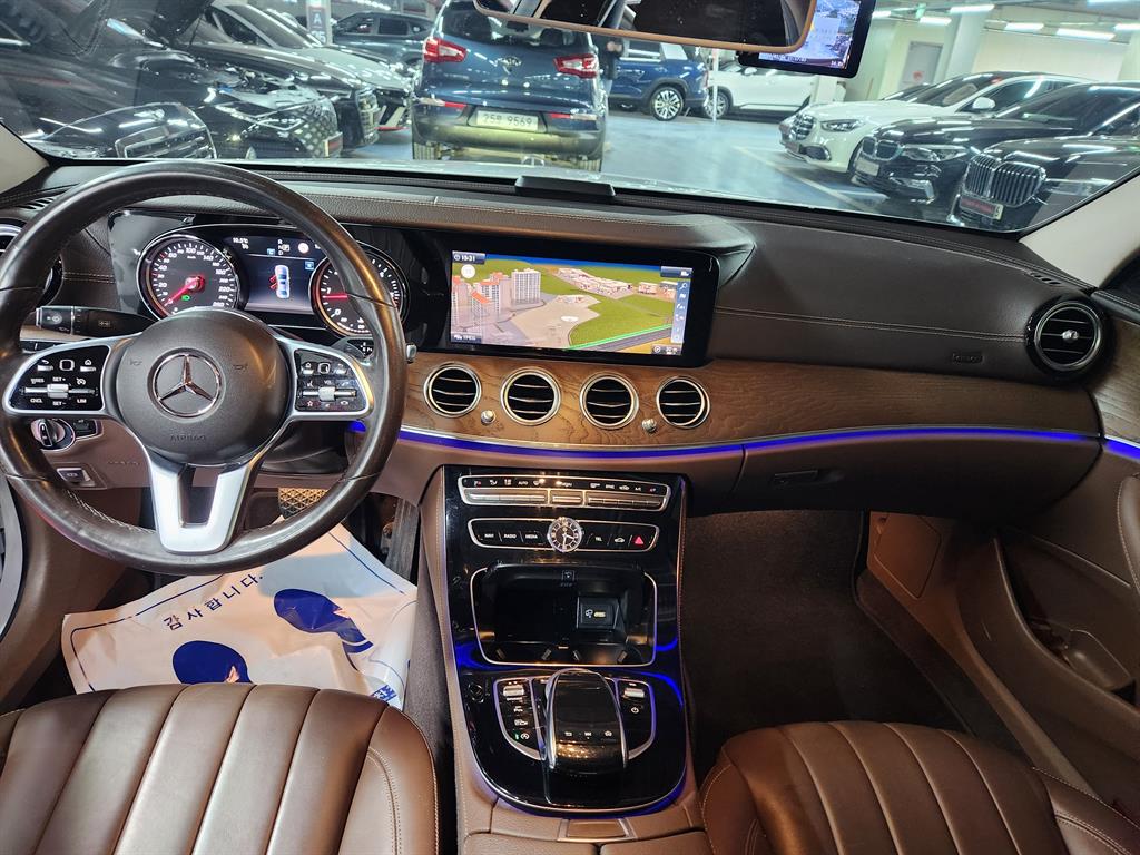 Mercedes Benz E class 2019 Blanco - Importación desde Corea - HF Imports Iquique - Foto 16