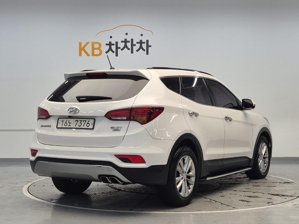 HYUNDAI Santa Fe - Vista 3