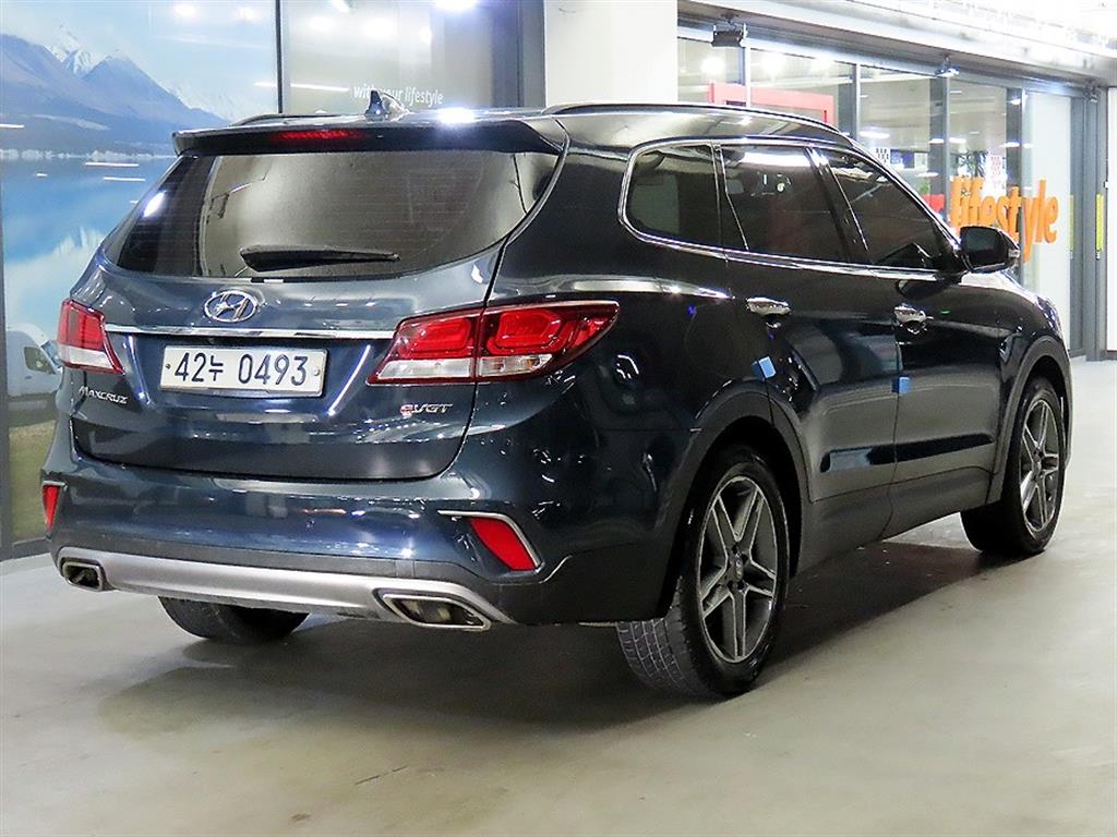 HYUNDAI Maxcruz - Vista 4