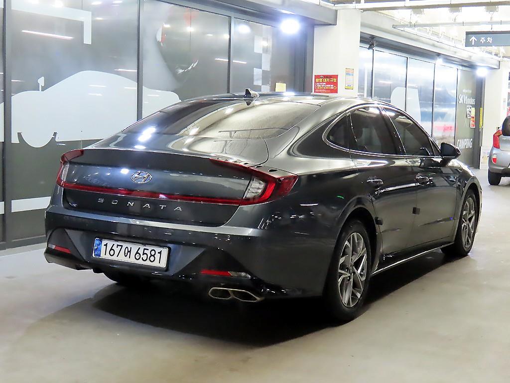 HYUNDAI Sonata - Vista 4