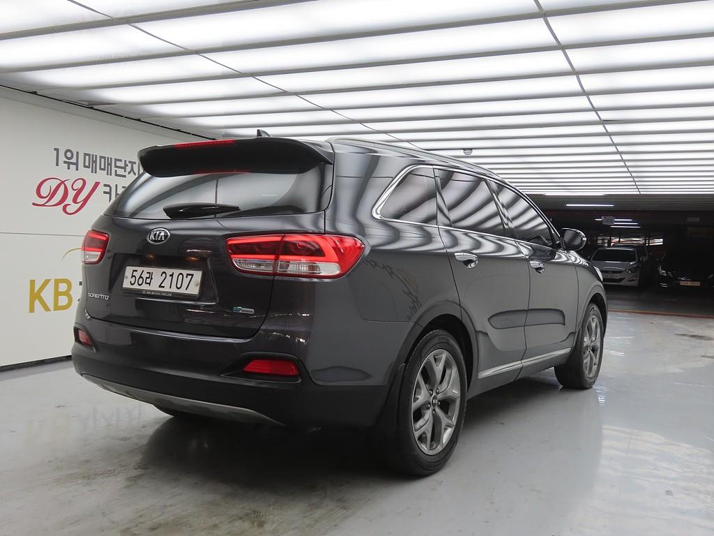 KIA Sorento - Vista 4