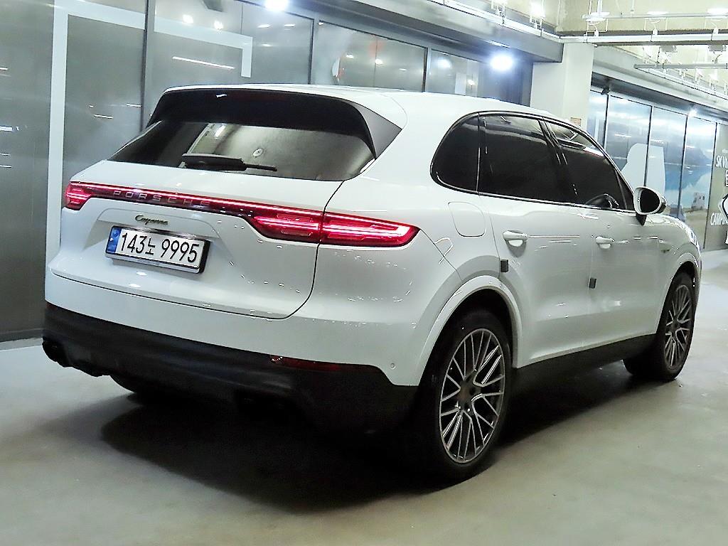 Porsche Cayenne - Vista 4