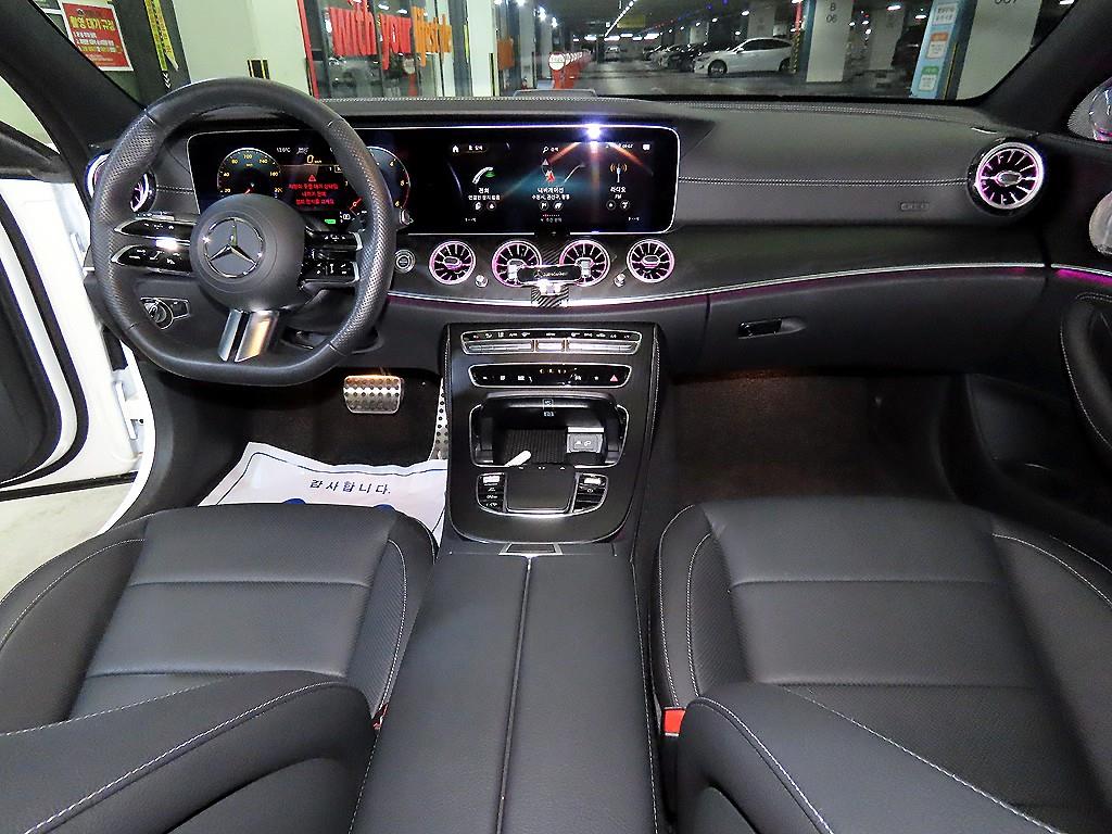 Mercedes Benz E class - Vista 10