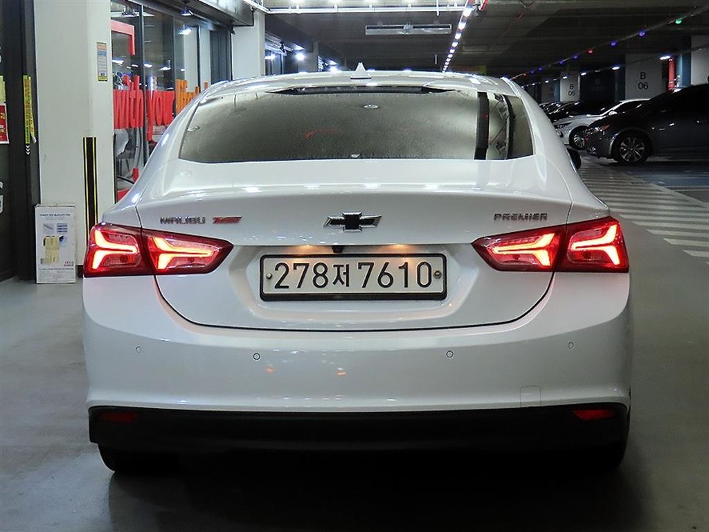 Chevrolet Malibu - Vista 5