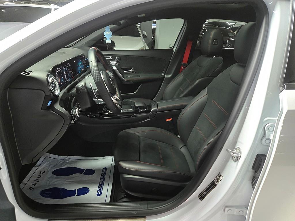 Mercedes Benz A Class - Vista 5