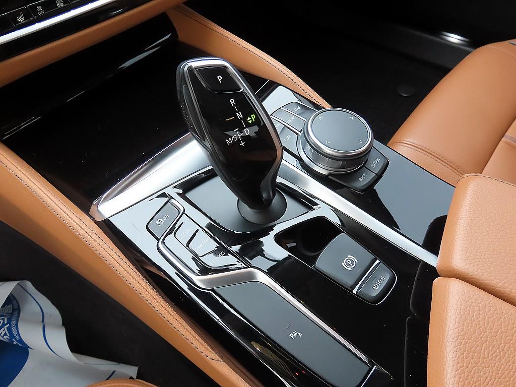 BMW 5 Series - Vista 11