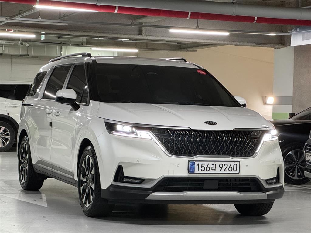 KIA Carnival - Vista 4