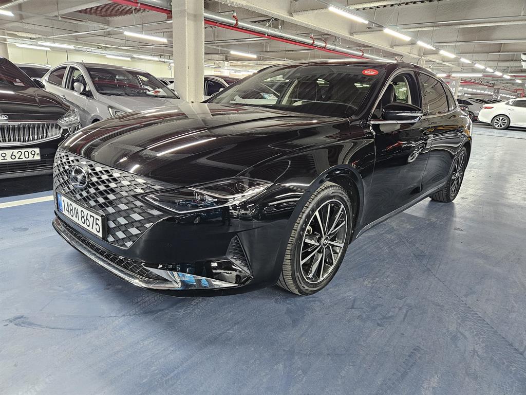 HYUNDAI Grandeur - Vista 2