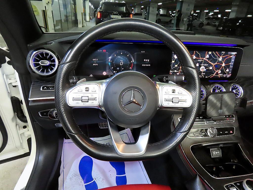 Mercedes Benz E class - Vista 11