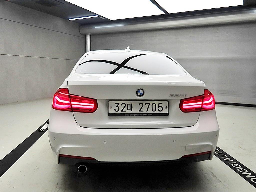 BMW 3 series - Vista 3