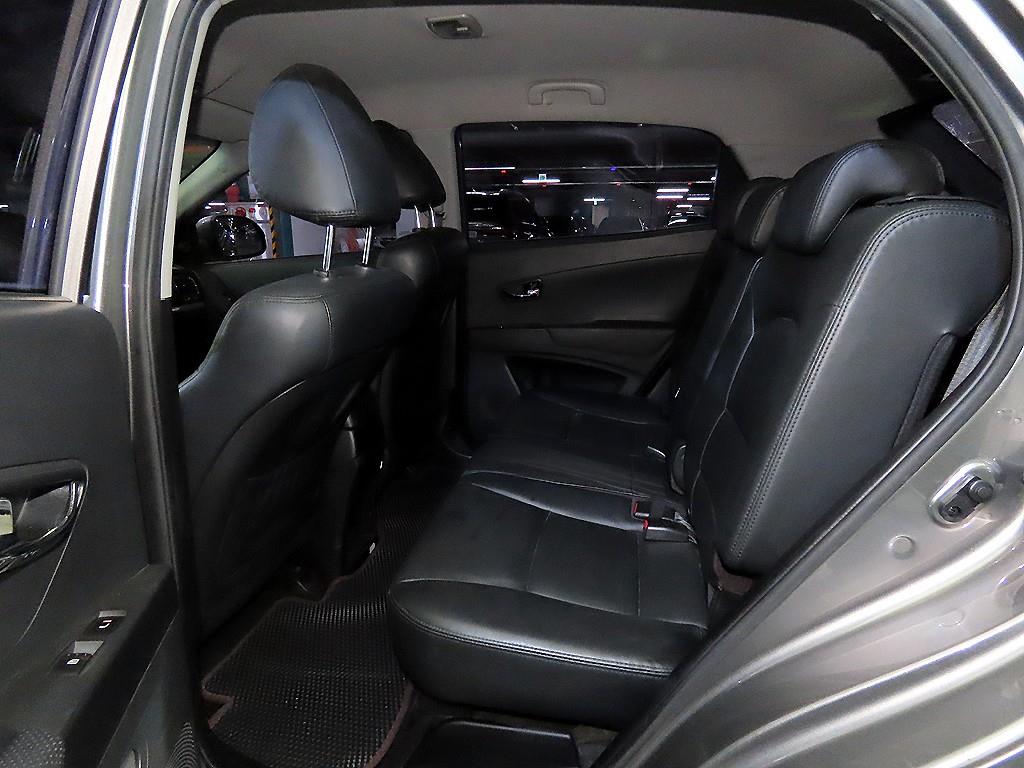 Ssangyong Korando - Vista 7