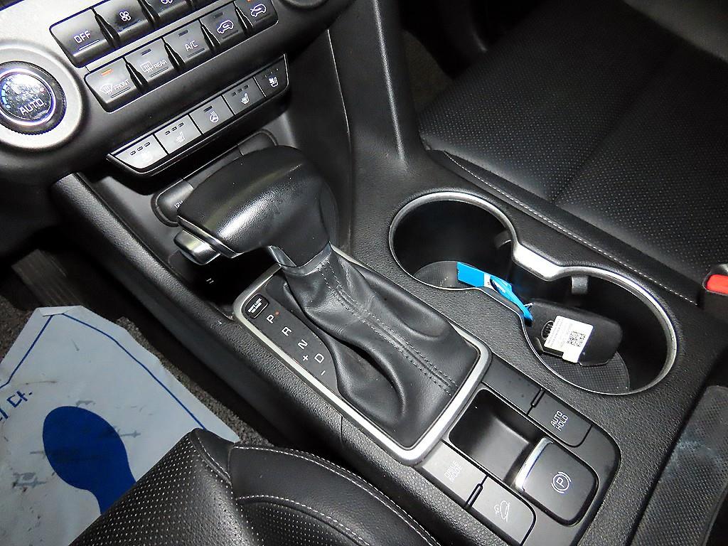 KIA Sportage - Vista 12