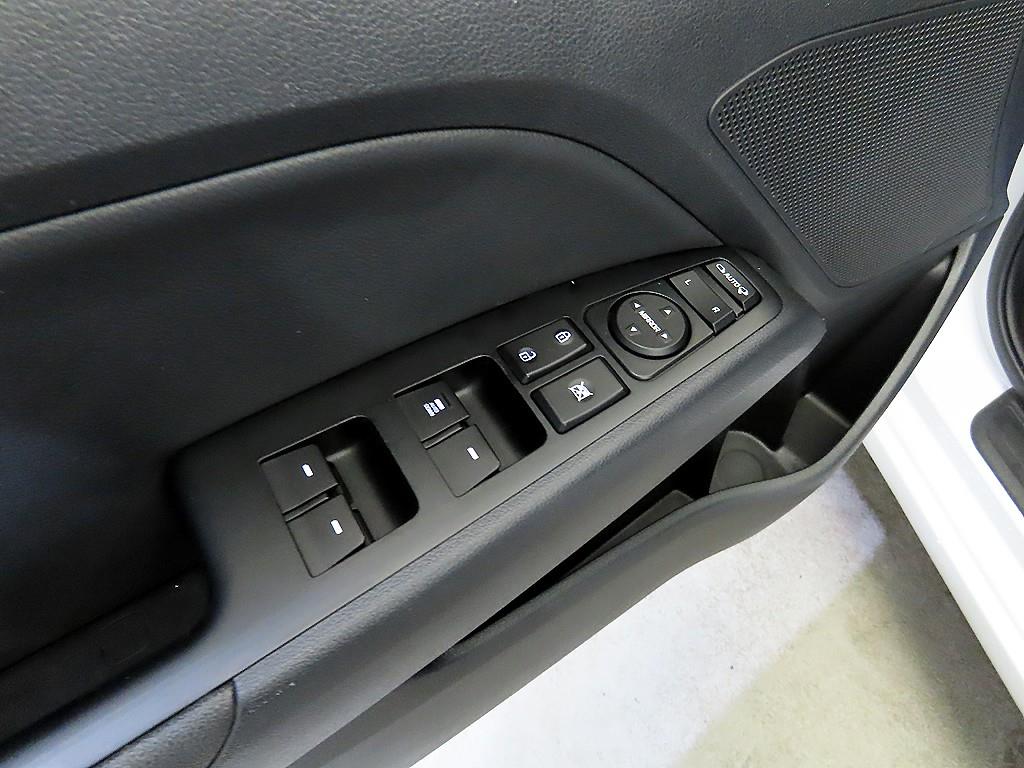 HYUNDAI Avante 2018 Blanco - Importación desde Corea - HF Imports Iquique - Foto 13