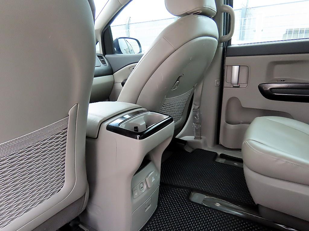 KIA Carnival 2015 Gris - Importación desde Corea - HF Imports Iquique - Foto 15