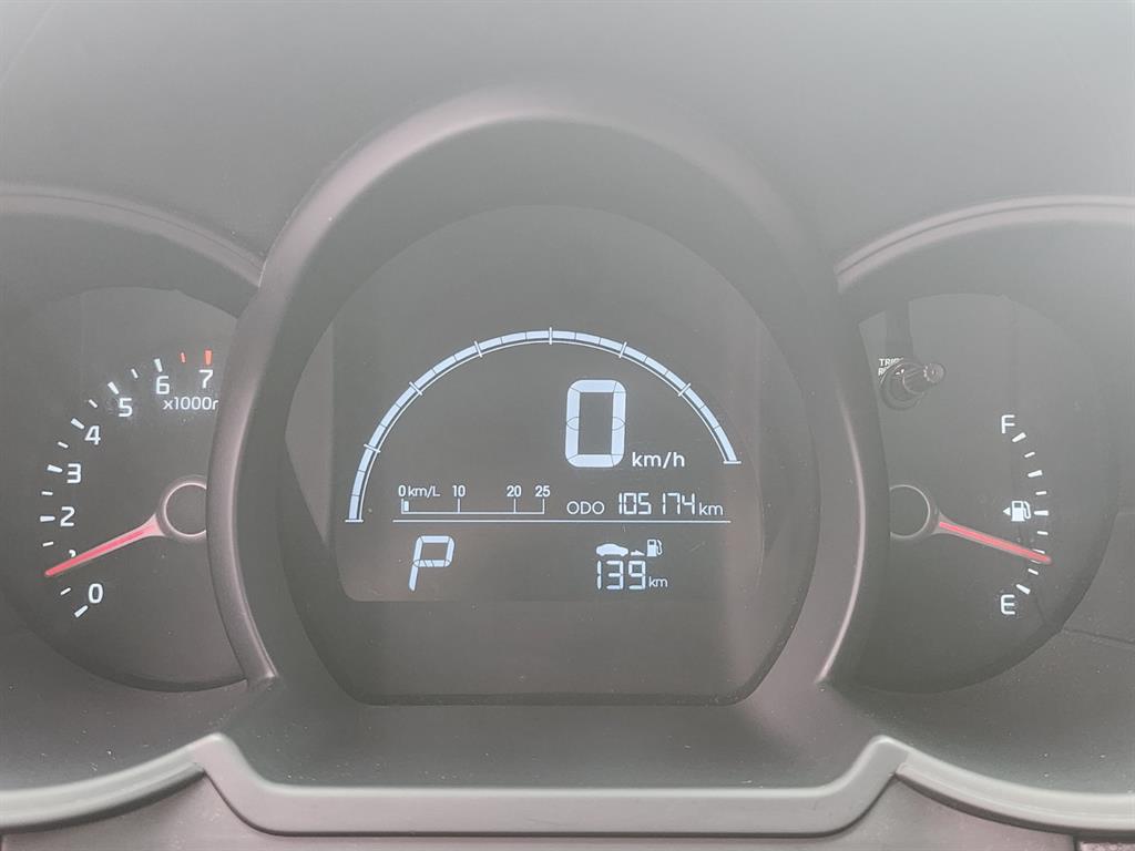 KIA Morning - Vista 5