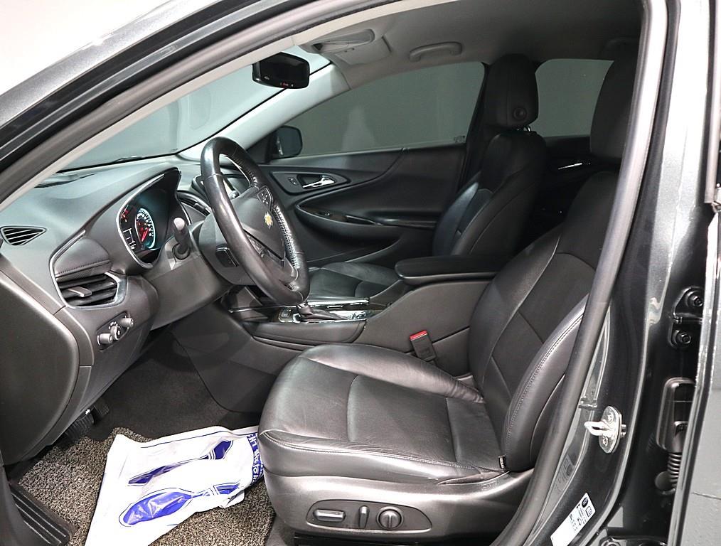 Chevrolet Malibu - Vista 8