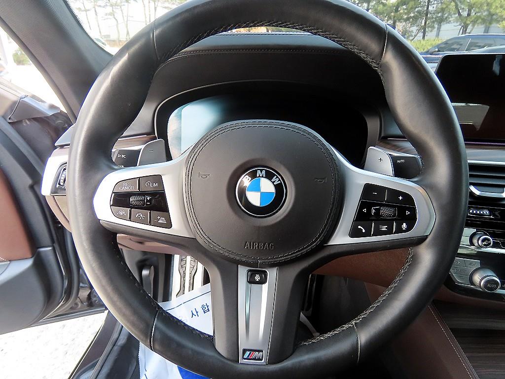 BMW 5 Series - Vista 8