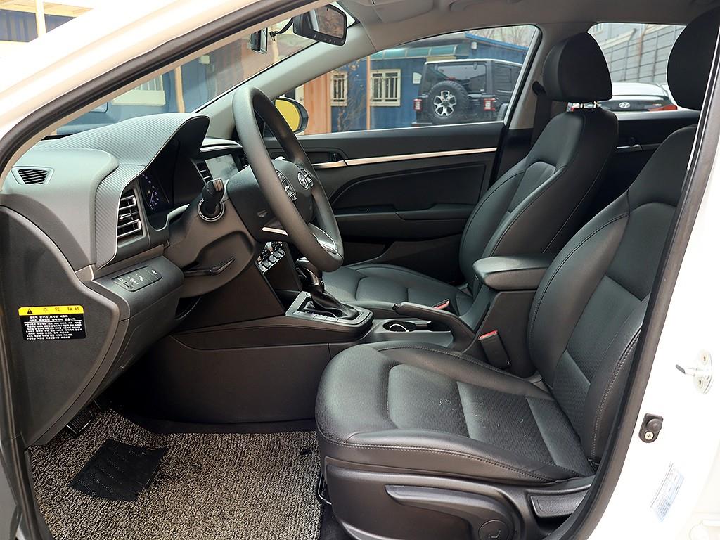 HYUNDAI Avante 2019 Blanco - Importación desde Corea - HF Imports Iquique - Foto 12