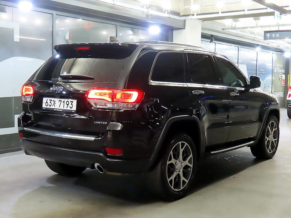 Jeep Cherokee - Vista 4