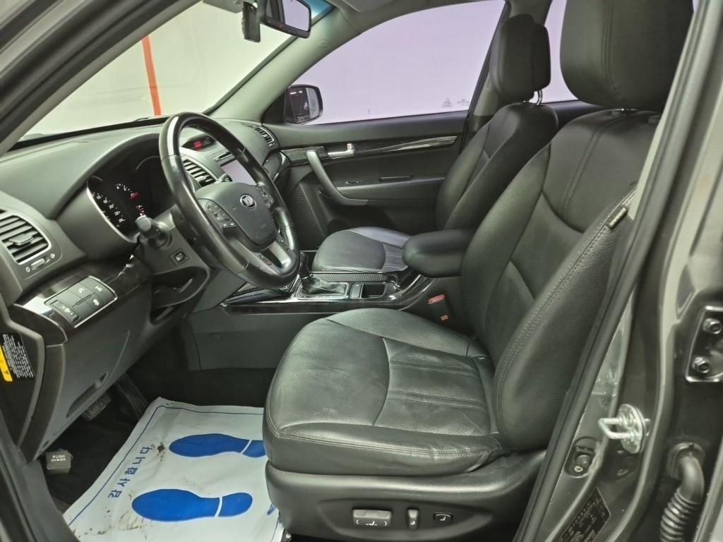 KIA Sorento - Vista 11