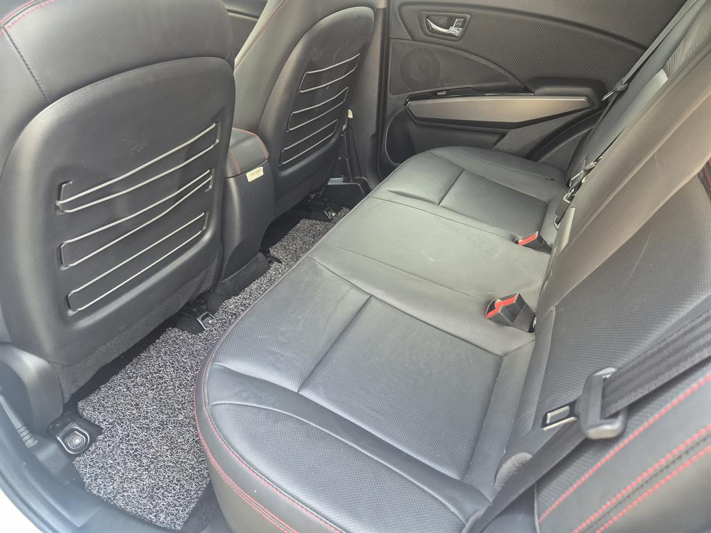 Ssangyong Tivoli 2019 Blanco - Importación desde Corea - HF Imports Iquique - Foto 16