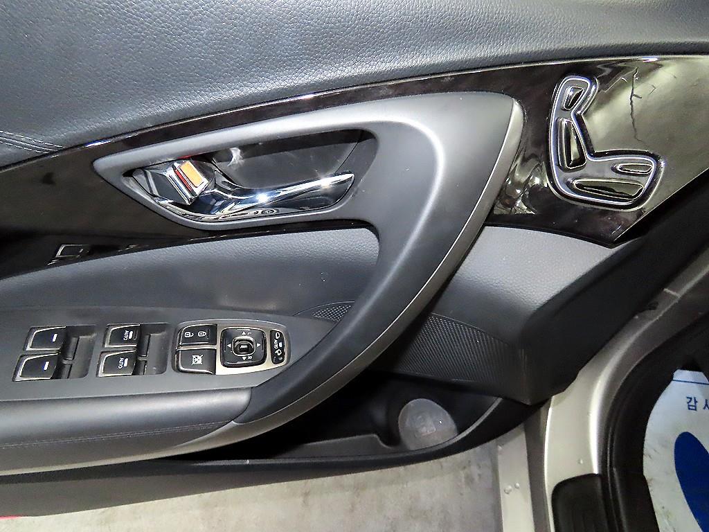 HYUNDAI Grandeur 2014 Gris - Importación desde Corea - HF Imports Iquique - Foto 13