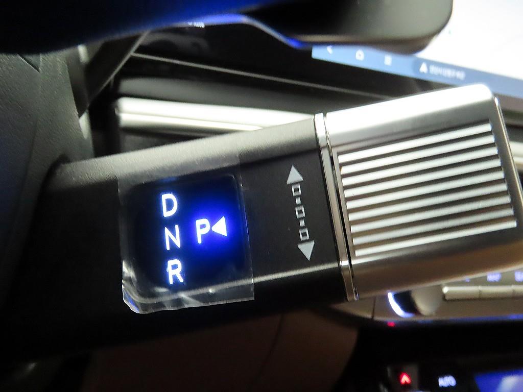 HYUNDAI Grandeur - Vista 10