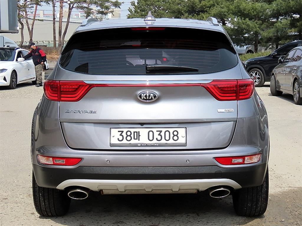 KIA Sportage - Vista 4