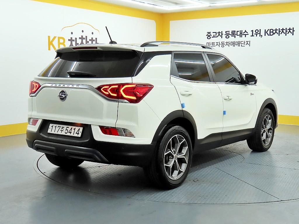 Ssangyong Korando - Vista 4