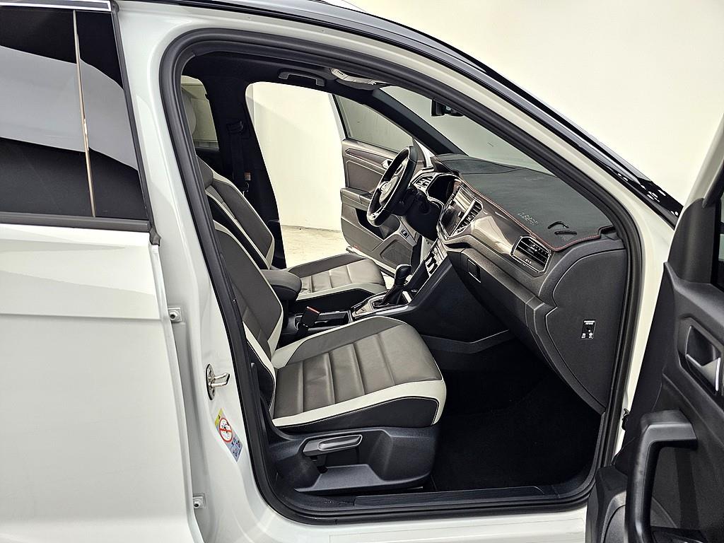 Volkswagen T-Roc - Vista 11