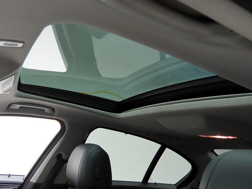 BMW 5 Series 2016 - Importación desde Corea - HF Imports Iquique - Foto 16