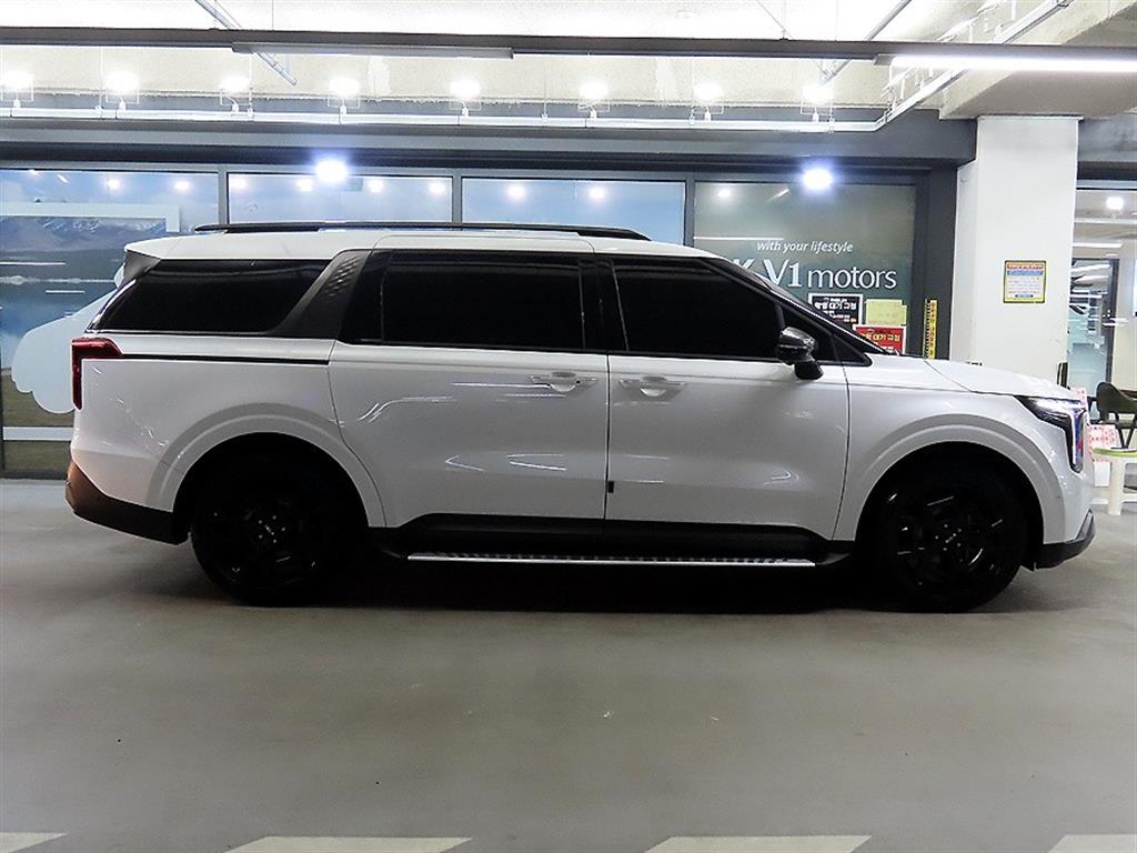 KIA Carnival - Vista 3