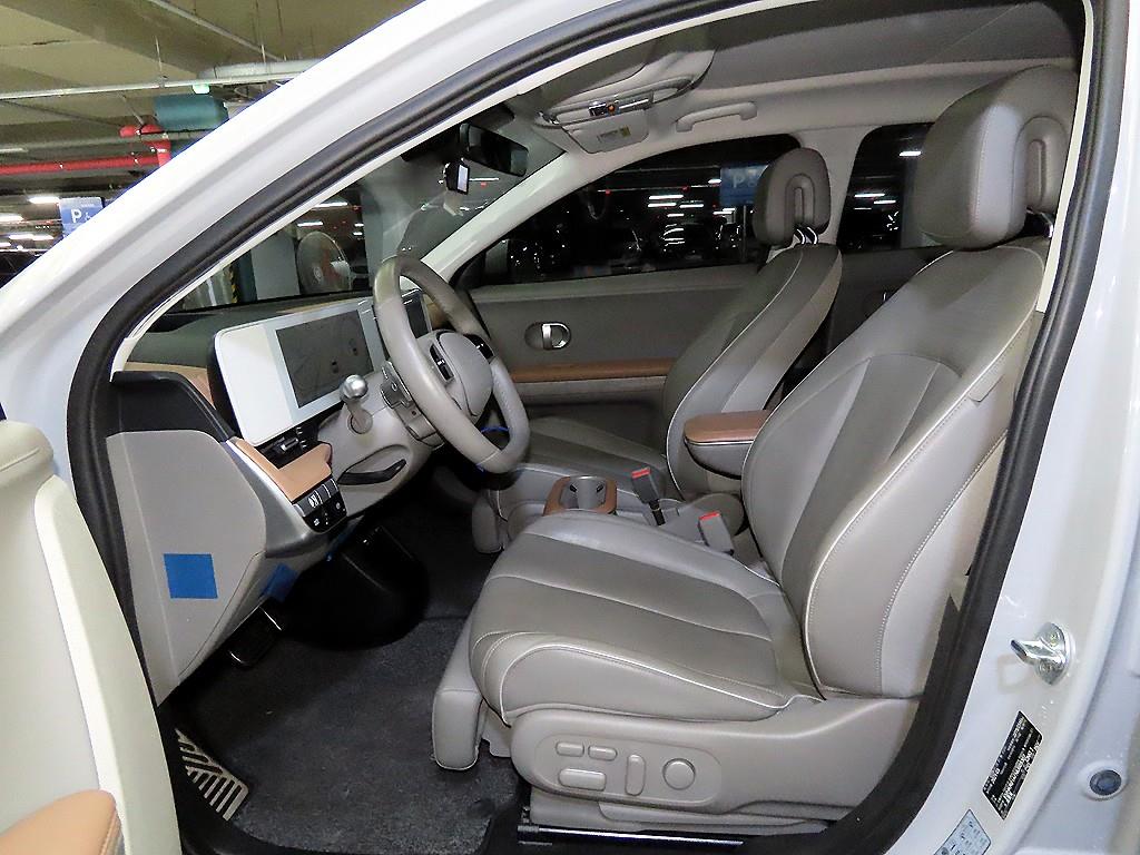 HYUNDAI Ioniq 5 - Vista 6