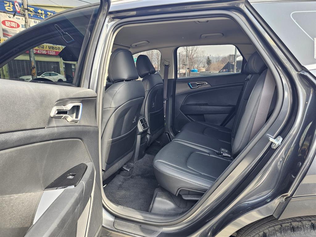 KIA Sportage - Vista 11