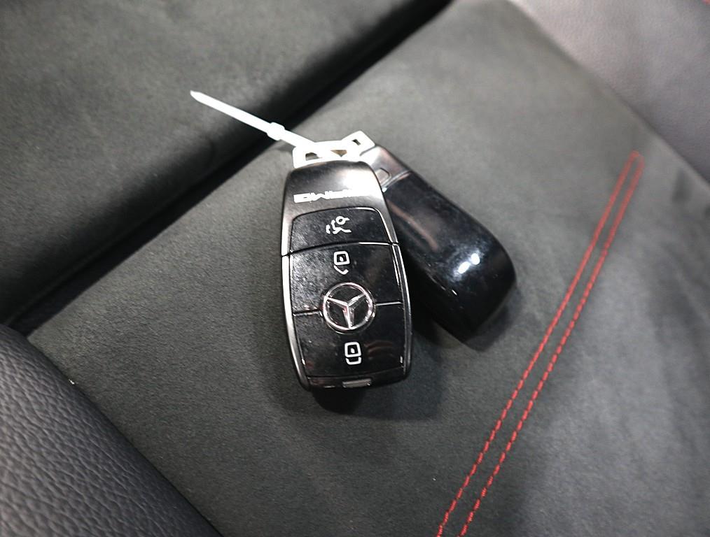 Mercedes Benz CLA Class 2020 Negro - Importación desde Corea - HF Imports Iquique - Foto 16