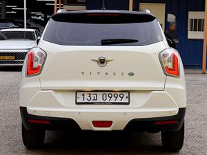 Ssangyong Tivoli - Vista 6