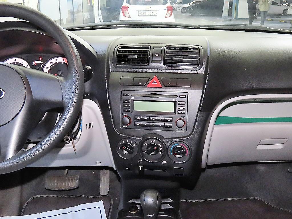 KIA Morning - Vista 11