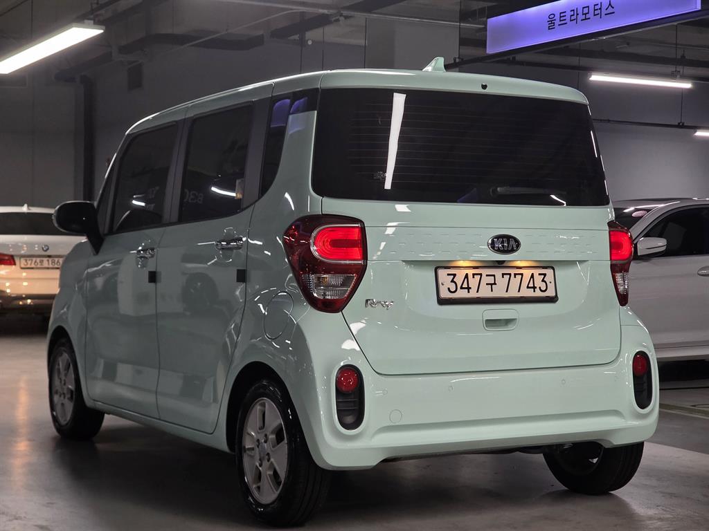 KIA Ray - Vista 4