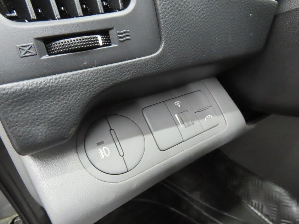 HYUNDAI Starex - Vista 10