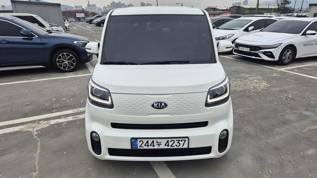 KIA Ray 2018 Blanco - Importación desde Corea - HF Imports Iquique - Foto 17