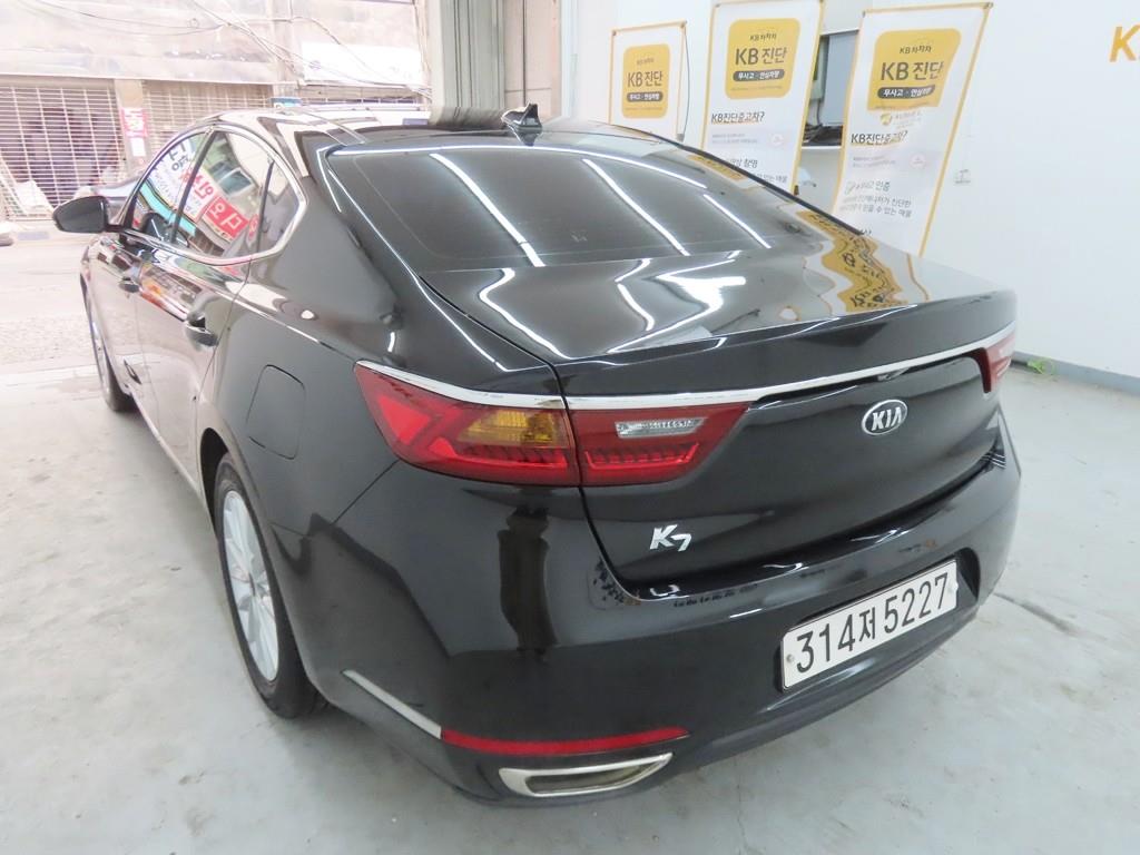 KIA K7 - Vista 4