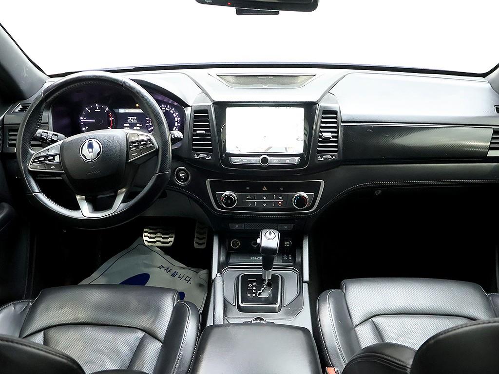 Ssangyong Rexton - Vista 9