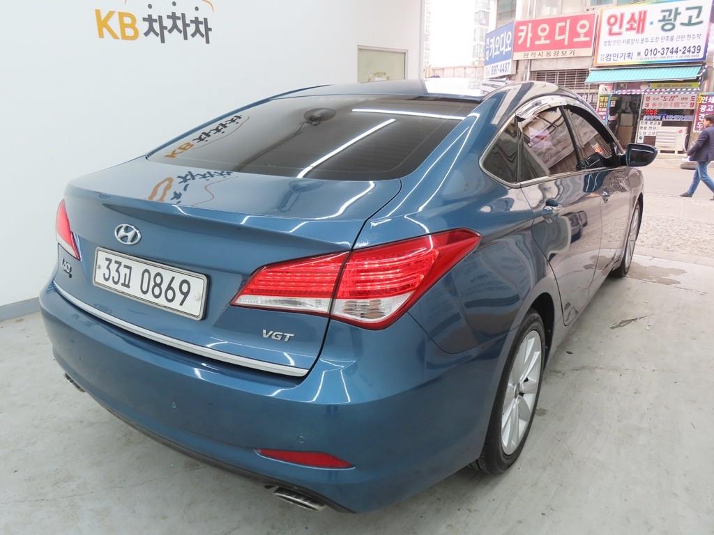 HYUNDAI i40 - Vista 3